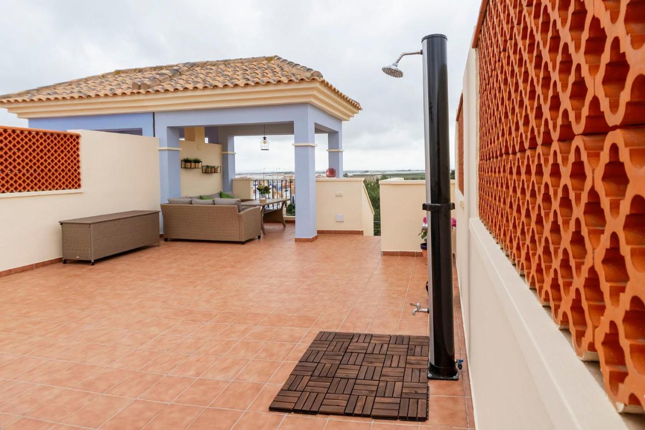 Atico Con Terraza-Solarium Y Piscina 4-6 Personas Wifi A/C Apartment Roda Exterior photo