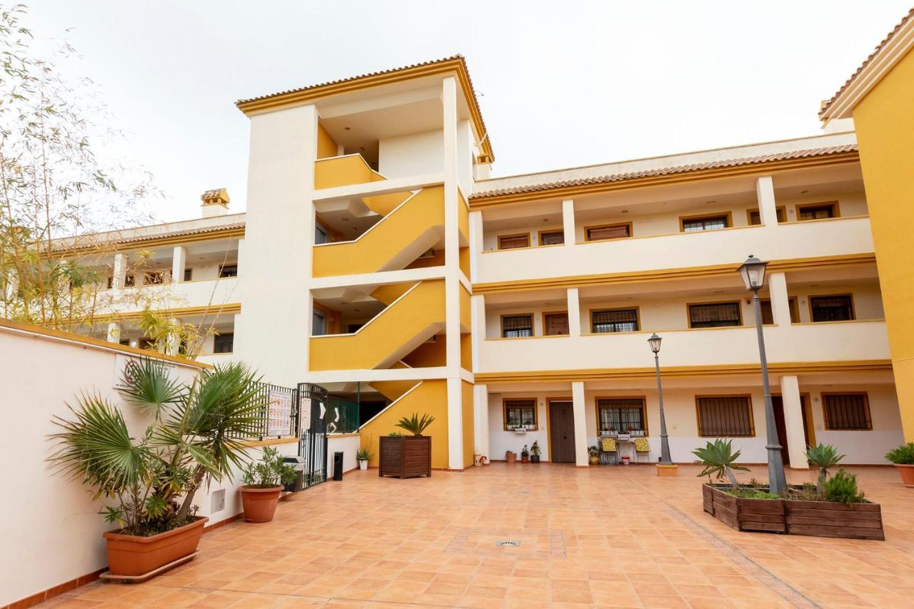 Atico Con Terraza-Solarium Y Piscina 4-6 Personas Wifi A/C Apartment Roda Exterior photo